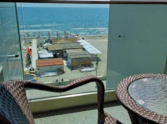 Velvet Aparthotel Navodari